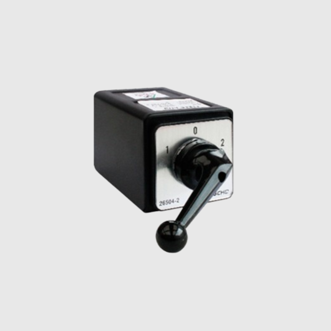 TRANSFERENCIA 3X32A 250V CAJA METALICA PALANCA LARGA